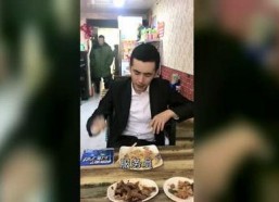 娱乐吃瓜酱到处偷视频,揭秘偷拍视频背后的秘密